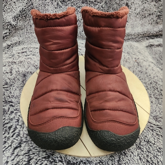 Keen Howser Fold Down Burgundy Lined Winter Snow Ankle Boots Women's Size 11 - Picture 3 of 9